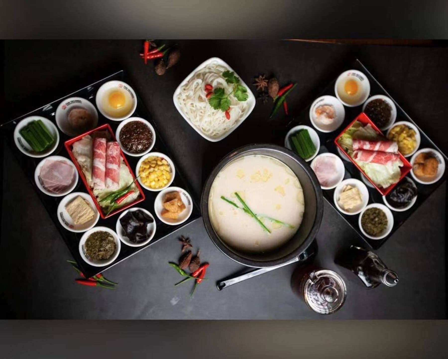 Crossing-the-Bridge Noodles (Guoqiao Mixian)